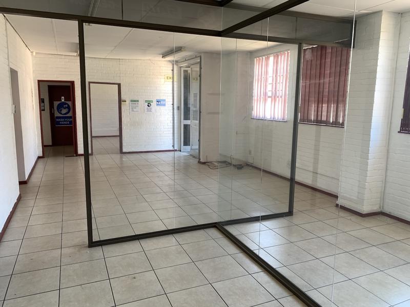 To Let commercial Property for Rent in Maitland Western Cape